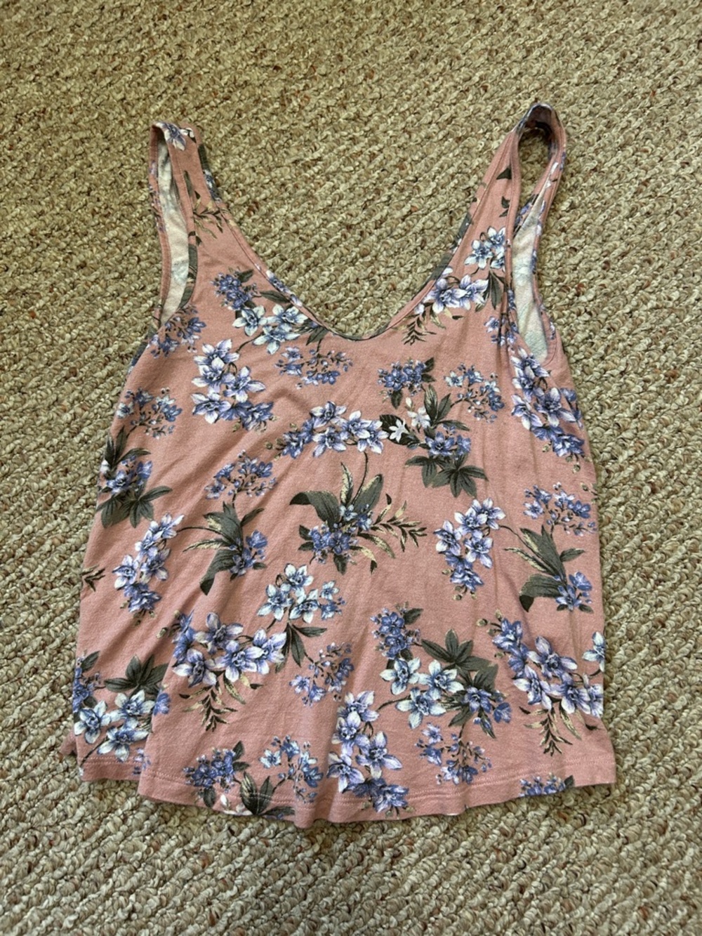 American Eagle Outfitters Dusty Rose Floral Scoop Neck Tank